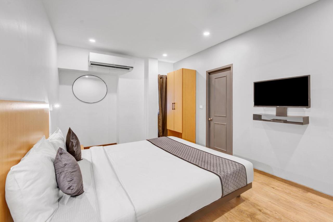Upar Hotels Uthandi, Ecr เชนไน ภายนอก รูปภาพ